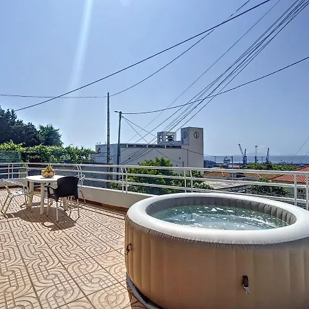 Moreira House By Atlantic