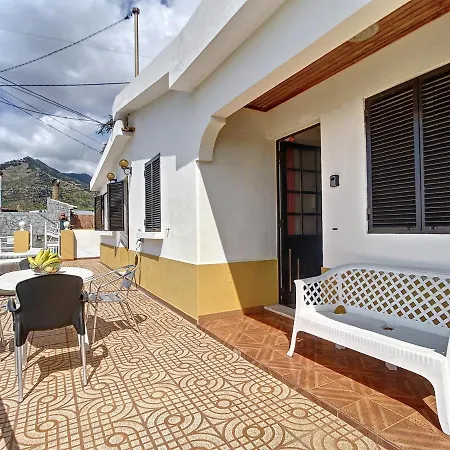 Moreira House By Atlantic Canical (Madeira)