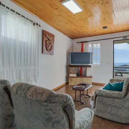 Moreira House By Atlantic *